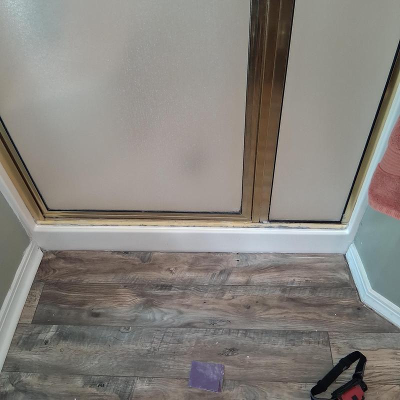 Installs custom shutters, updates showers, removes old caulk and quarter rounds in Florence, MS