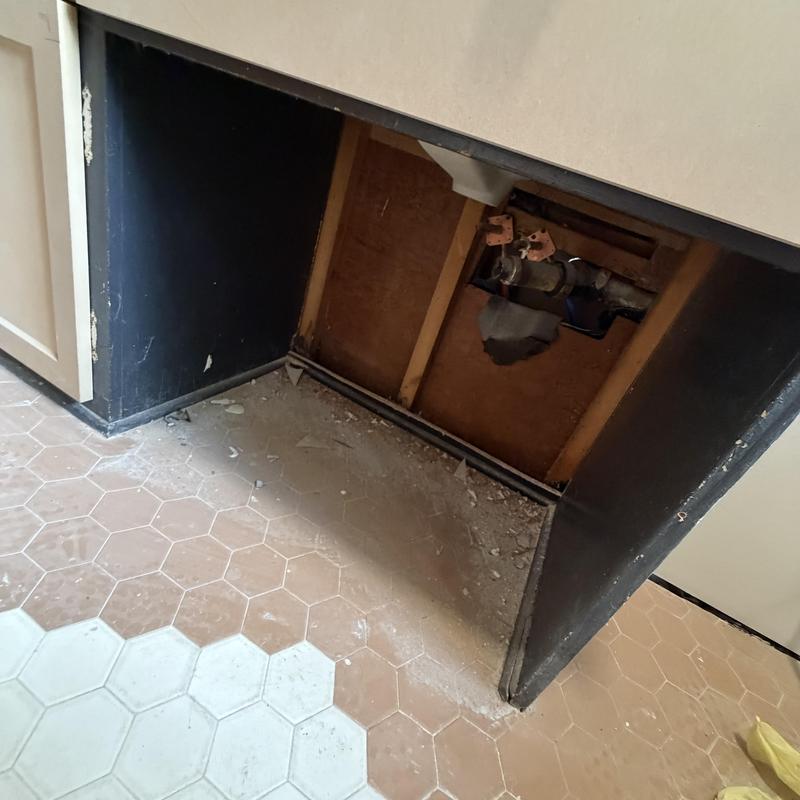 Provides bathroom vanity sheetrock repair services in Pearl, MS