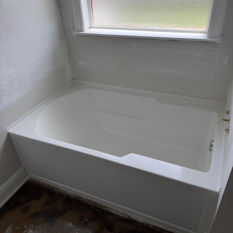 Installed a new tub in Flowood, MS