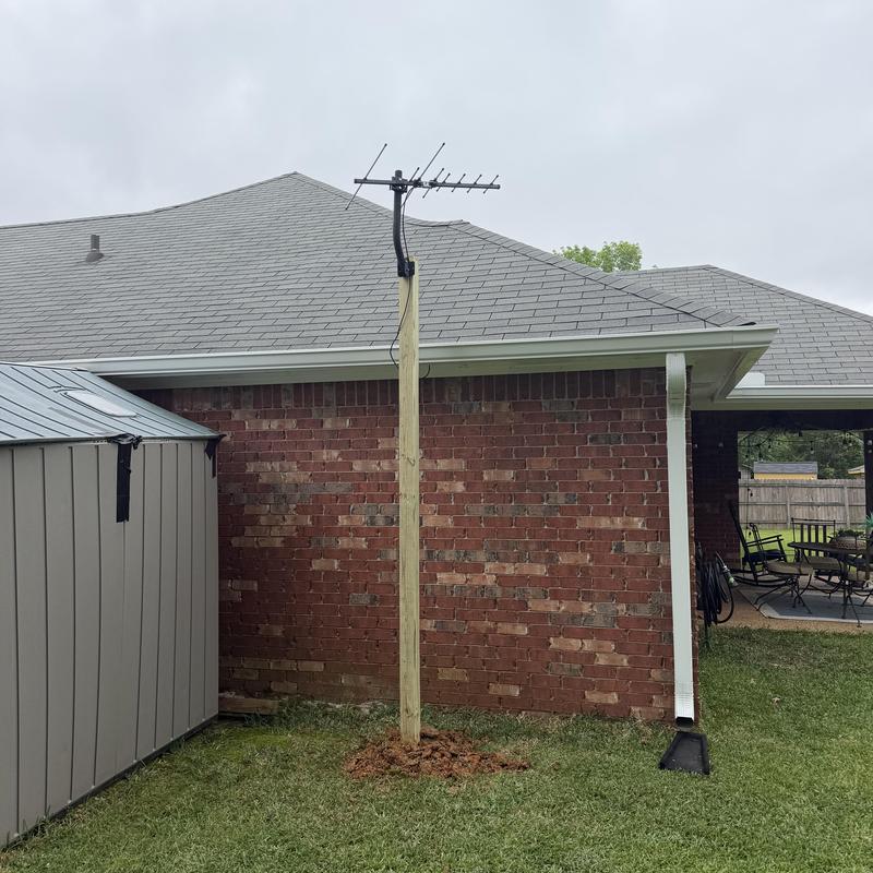 Installed a 4x4 post and mounted an antenna in Flowood, MS